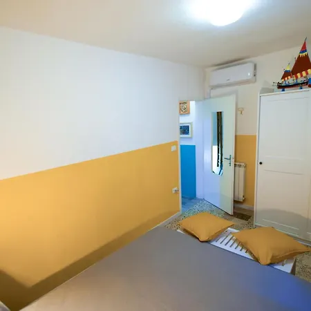 Hotel Appartament Maisonette Irma 3*